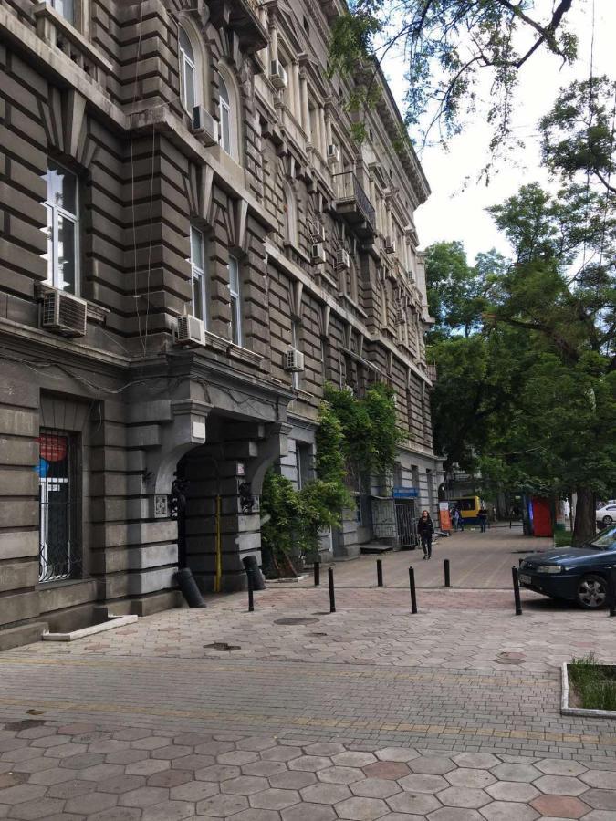 Квартира В Самом Центе Одессы, Пешком 5 Мин. До Ул. Дерибасовской Odessa Buitenkant foto